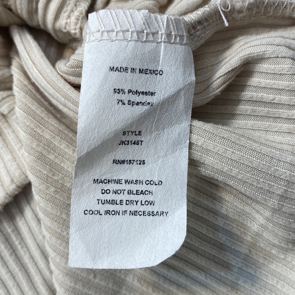 Paperoc Ruched Tank Top - Picture 5 of 7